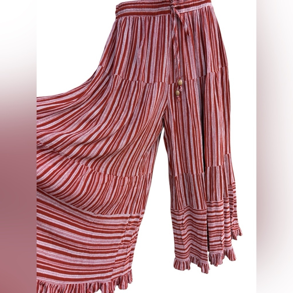 DAVI & DANI RUST STRIPE
RUFFLE CASUAL PANT sz small pockets preloved boho - Picture 9 of 13
